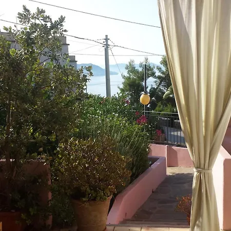 Acro Eoliano Con 2 Locali Deluxe Indipendenti Villa