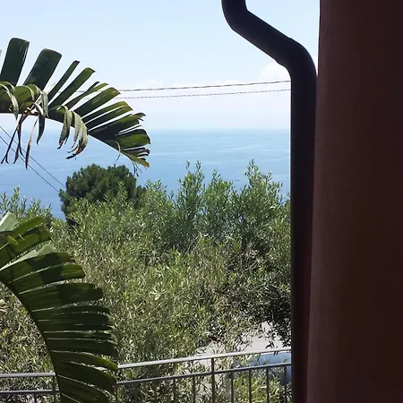 Villa Acro Eoliano Con 2 Locali Deluxe Indipendenti *